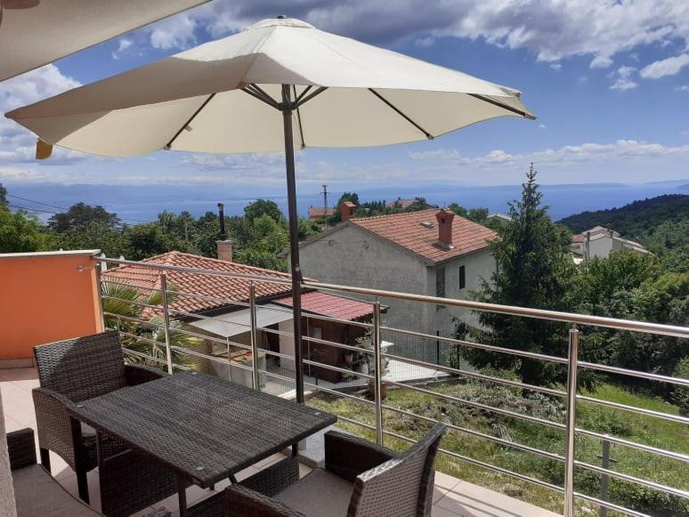Apartments Ljubas II Opatija Veprinac Exterior foto